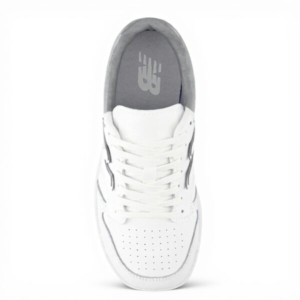 New Balance Sneaker Weiß Basketball-Design strapazierfähig